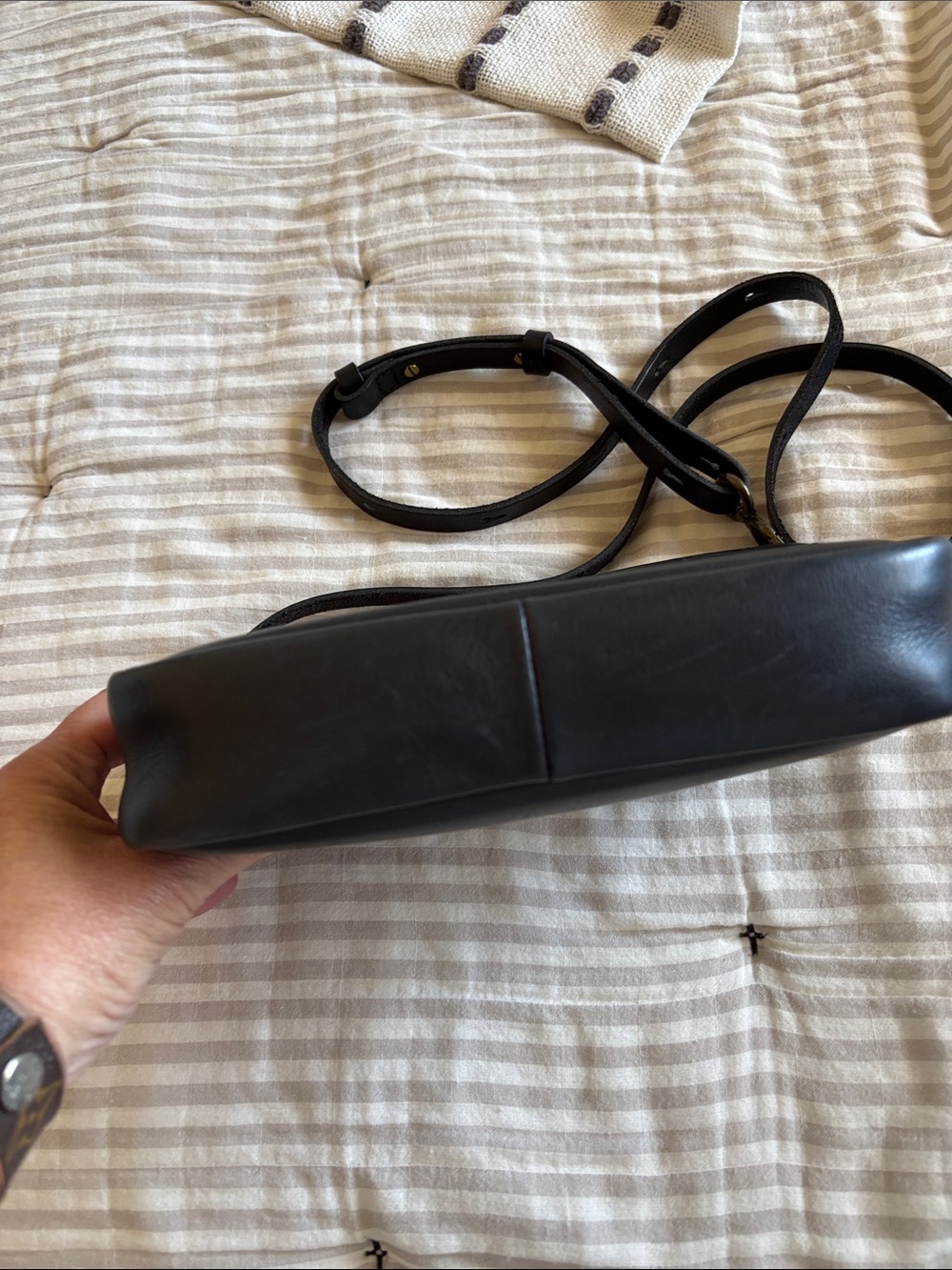 Madewell The Simple Crossbody Black Leather Bag - Picture 3 of 5